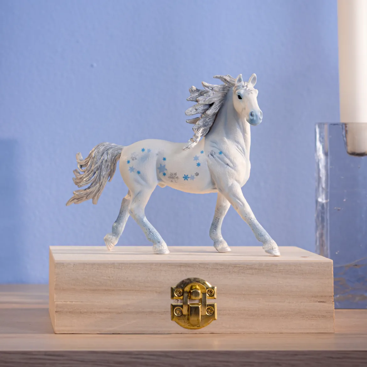 Cheval de noel givré