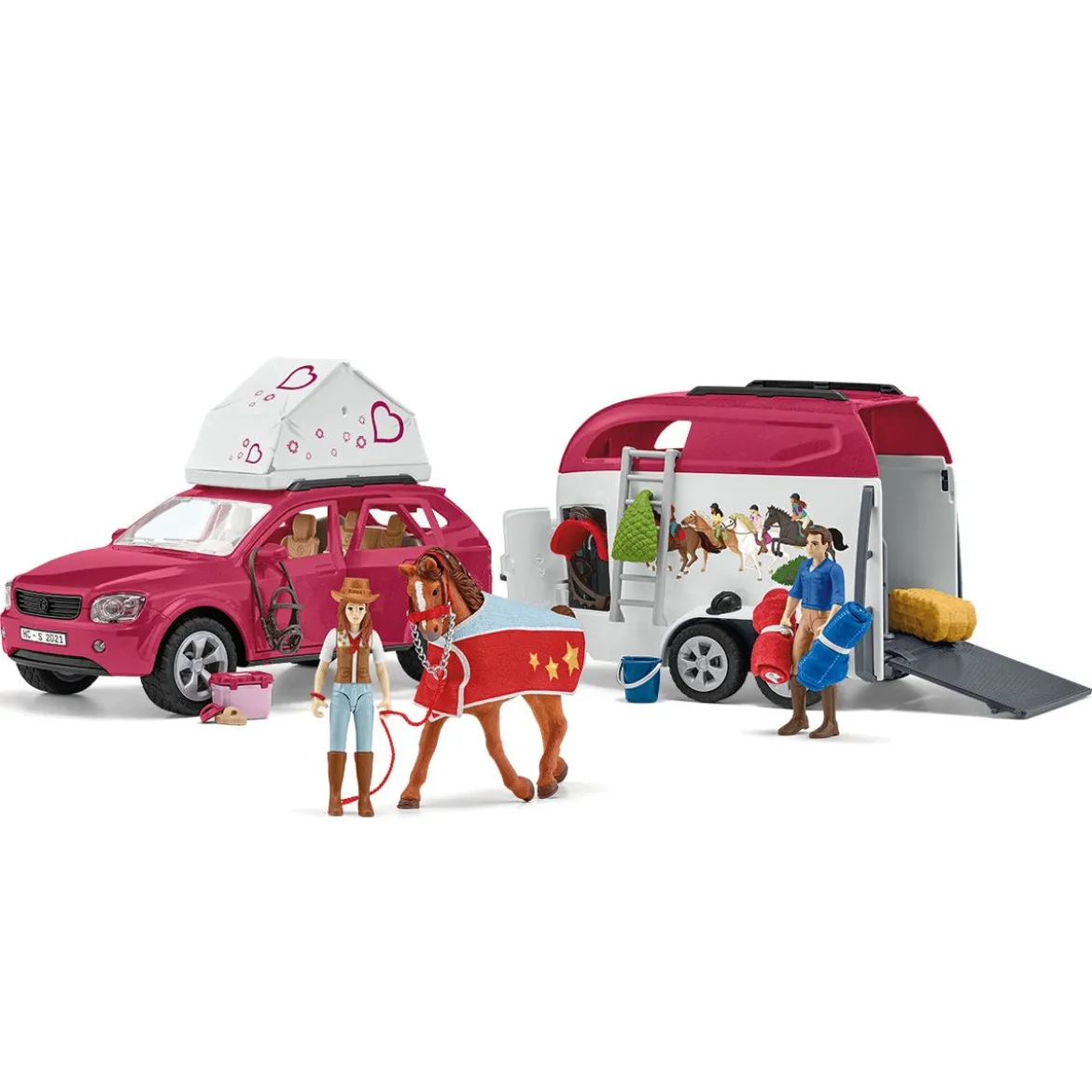À l’aventure en voiture avec van attelé